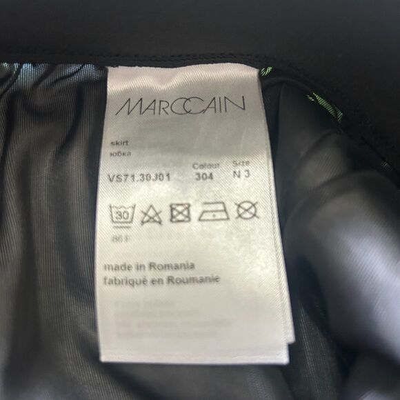 Marc Cain Fun Neon black/white pattern skirt, fully lined, size 6 - Picture 10 of 10